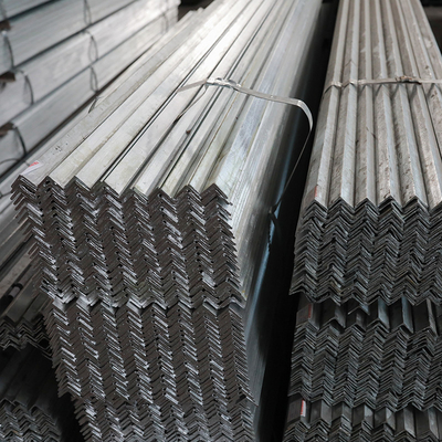 75*75*5mm ont galvanisé la barre de fer en acier de carbone du profil Q235 Q345 d'angle