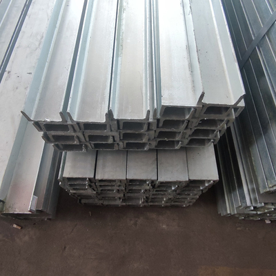 Les canaux en acier d'OEM ont galvanisé la surface enduite d'une première couche de peinture de fer Rod en métal pour la construction