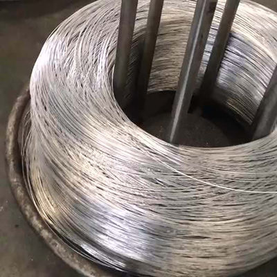 SAE1008 a galvanisé le câble métallique à haute résistance du fil d'acier 5.5mm 6.5mm dans la bobine