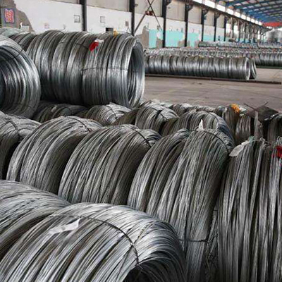 Le fil machine en acier galvanisé enduit par zinc 3.8mm SAE1006 GI a laminé à chaud le fer