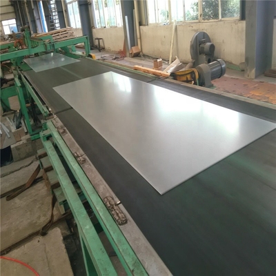 La tôle d'acier laminée à chaud Z275 a galvanisé le plat 4x8 pi 10mm 12mm 16mm de feuille de fer en métal