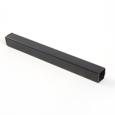 La tuyauterie noire 2 x 2 de place de fer d'AiSi 2.5mm a galvanisé le tube JIS de place