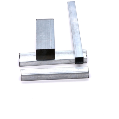 ASTM Q195 a galvanisé la section carrée en acier de boîte de la tuyauterie 150x150
